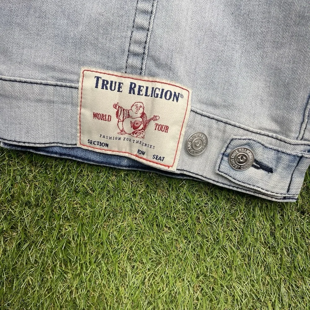 True Religion Trucker Jacket Mens Small 15426-00 Cotton Light Wash Denim Button
